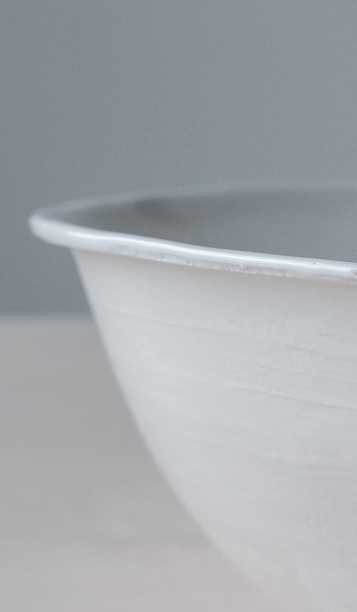 Nathalee Paolinelli Large White Serving Bowl No. 26